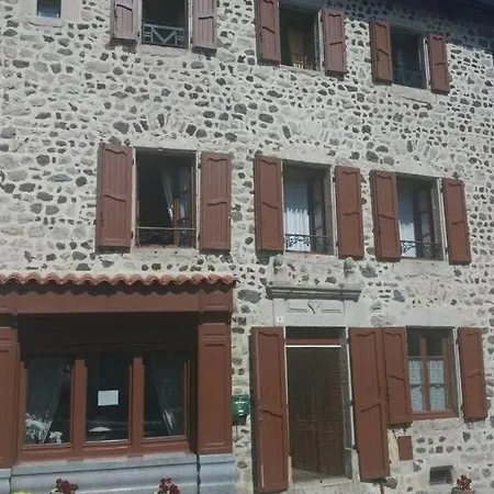 De La Chapelle, Au Coeur De La Cite Medievale