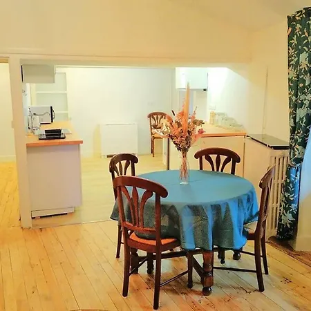 De La Chapelle, Au Coeur De La Cite Medievale 아파트 Allègre