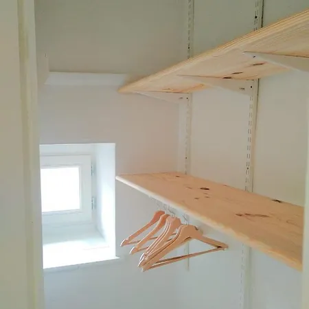 De La Chapelle, Au Coeur De La Cite Medievale *