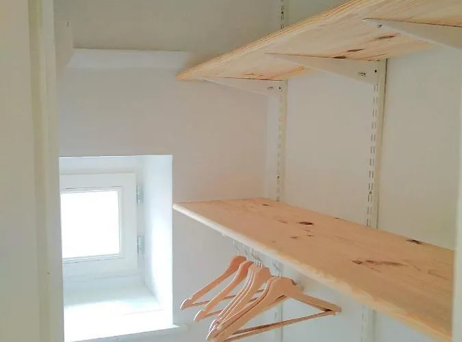 De La Chapelle, Au Coeur De La Cite Medievale *